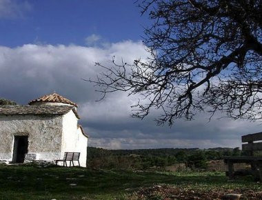 Κατερίνη: Σύλληψη 2 ανδρών γιατί έκλεψαν παγκάρι από παρεκκλήσι